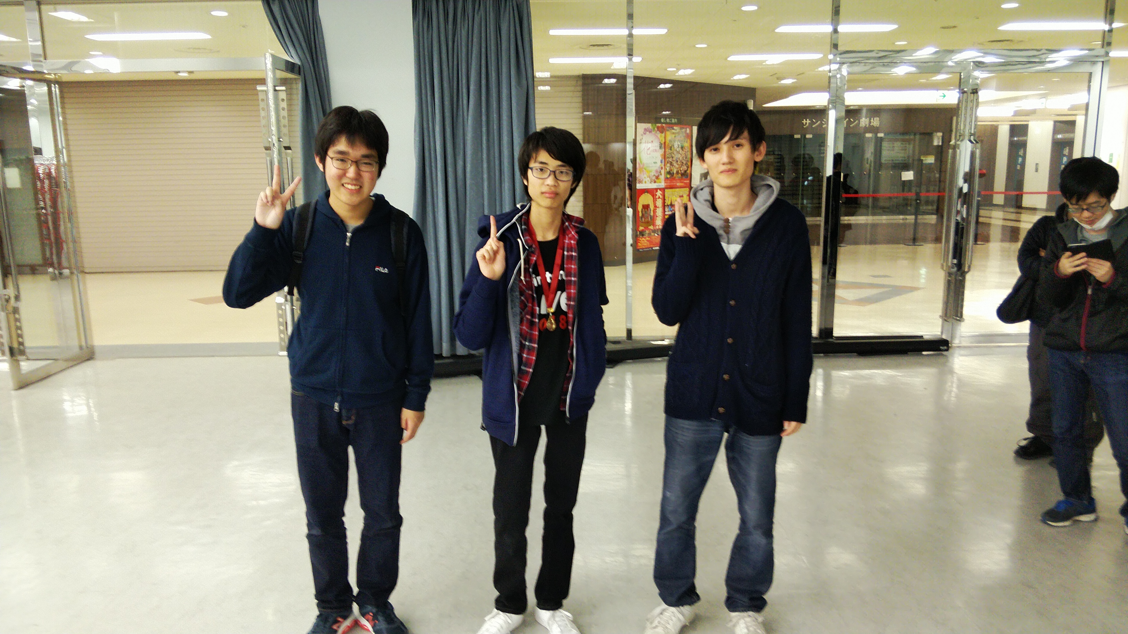 TOP3 - 左から、ゾンBee、xeno、ちょろすけ